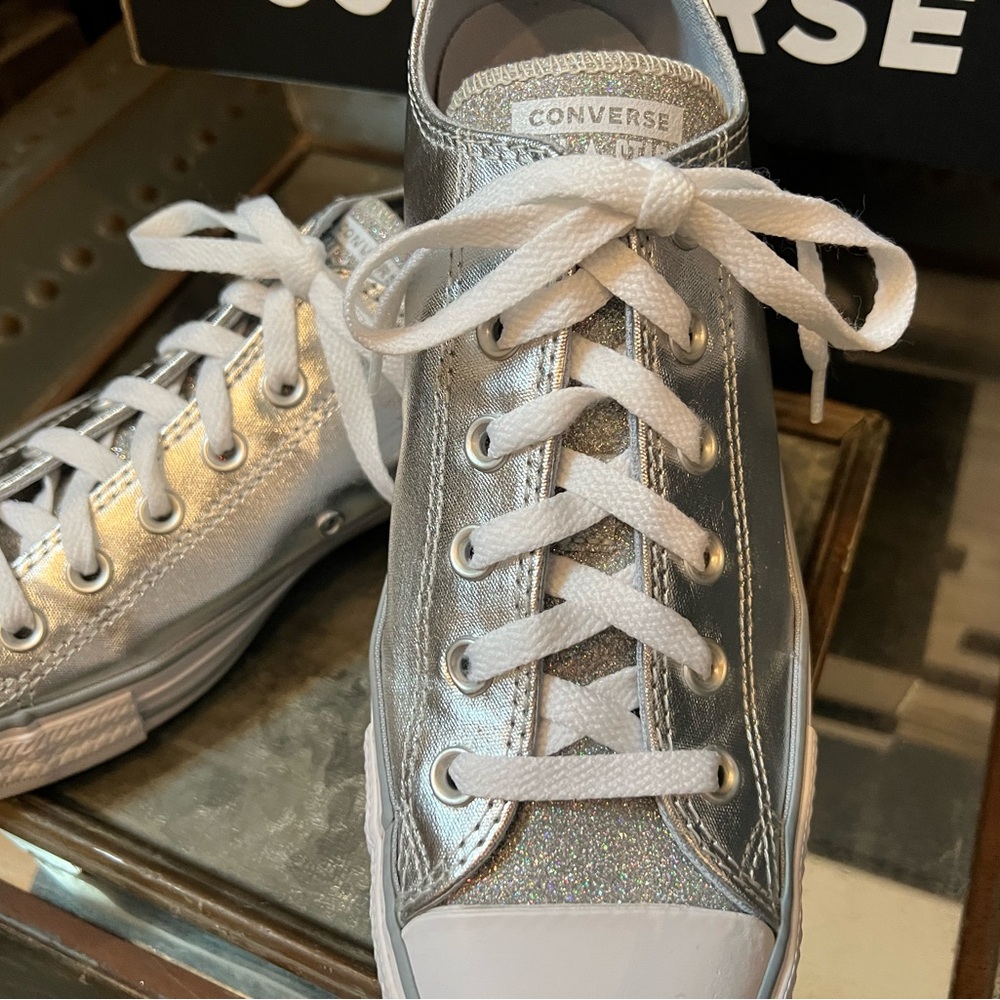 Women’s Converse Chuck Taylor Metallic Granite Sparkle Sneaker- EXCELLENT cond!